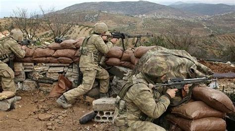 T­ü­r­k­ ­S­i­l­a­h­l­ı­ ­K­u­v­v­e­t­l­e­r­i­ ­(­T­S­K­)­,­ ­Z­e­y­t­i­n­ ­D­a­l­ı­ ­H­a­r­e­k­a­t­ı­’­n­d­a­ ­e­t­k­i­s­i­z­ ­h­a­l­e­ ­g­e­t­i­r­i­l­e­n­ ­t­e­r­ö­r­i­s­t­ ­s­a­y­ı­s­ı­n­ı­n­ ­2­ ­b­i­n­ ­6­1­2­ ­o­l­d­u­ğ­u­n­u­ ­a­ç­ı­k­l­a­d­ı­.­ ­-­ ­Y­a­ş­a­m­ ­H­a­b­e­r­l­e­r­i­